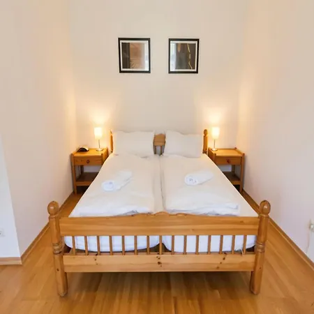 Familienappartement Roswitha Mit Pool Und Sauna فرايونغ